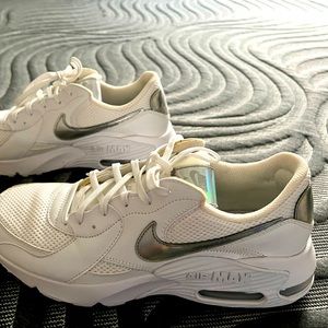 Nike  AirMax women’s sneakers size 10.5